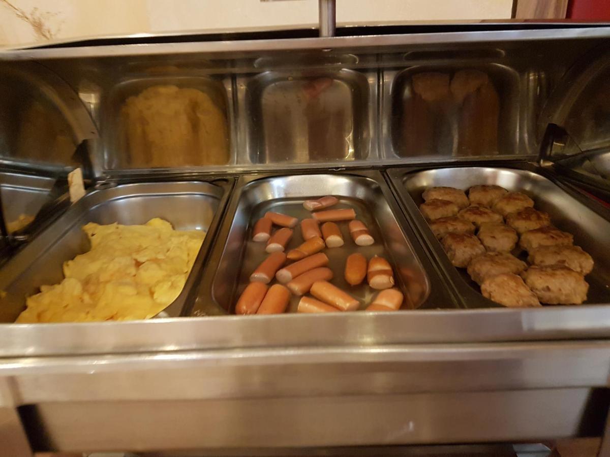 דליטש' Hotel Zum Weissen Ross מראה חיצוני תמונה